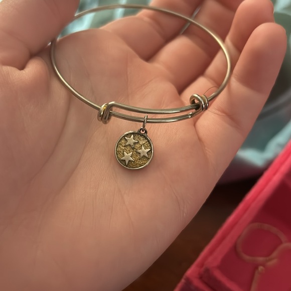 tri star bangle - Picture 2 of 2